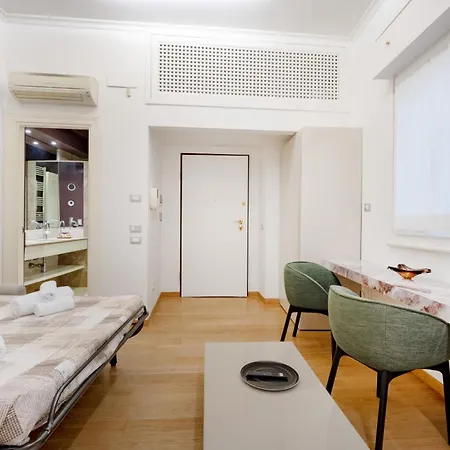 Mercantile 76 Apartman Bari