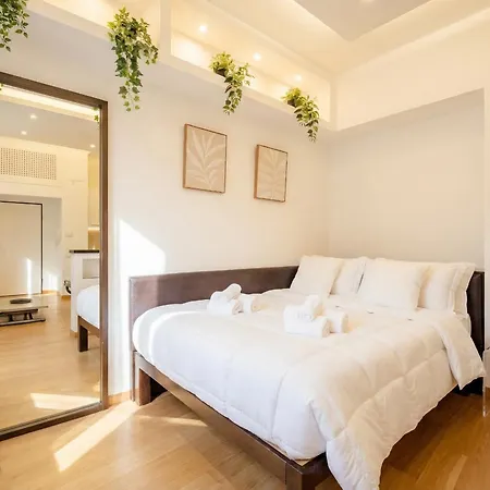 Mercantile 76 * Bari